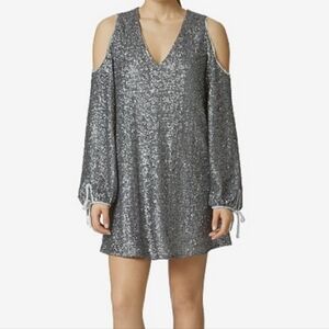 *NWOT* Avec Les Filles Silver Sequined Dress